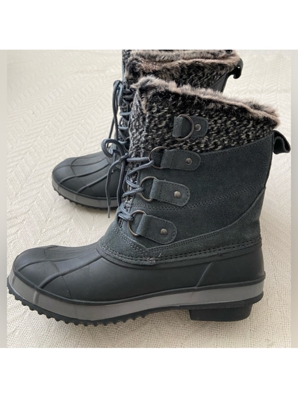Sporto Shasta Women’s Gray Suede Waterproof Faux Fur Duck Snow Boots